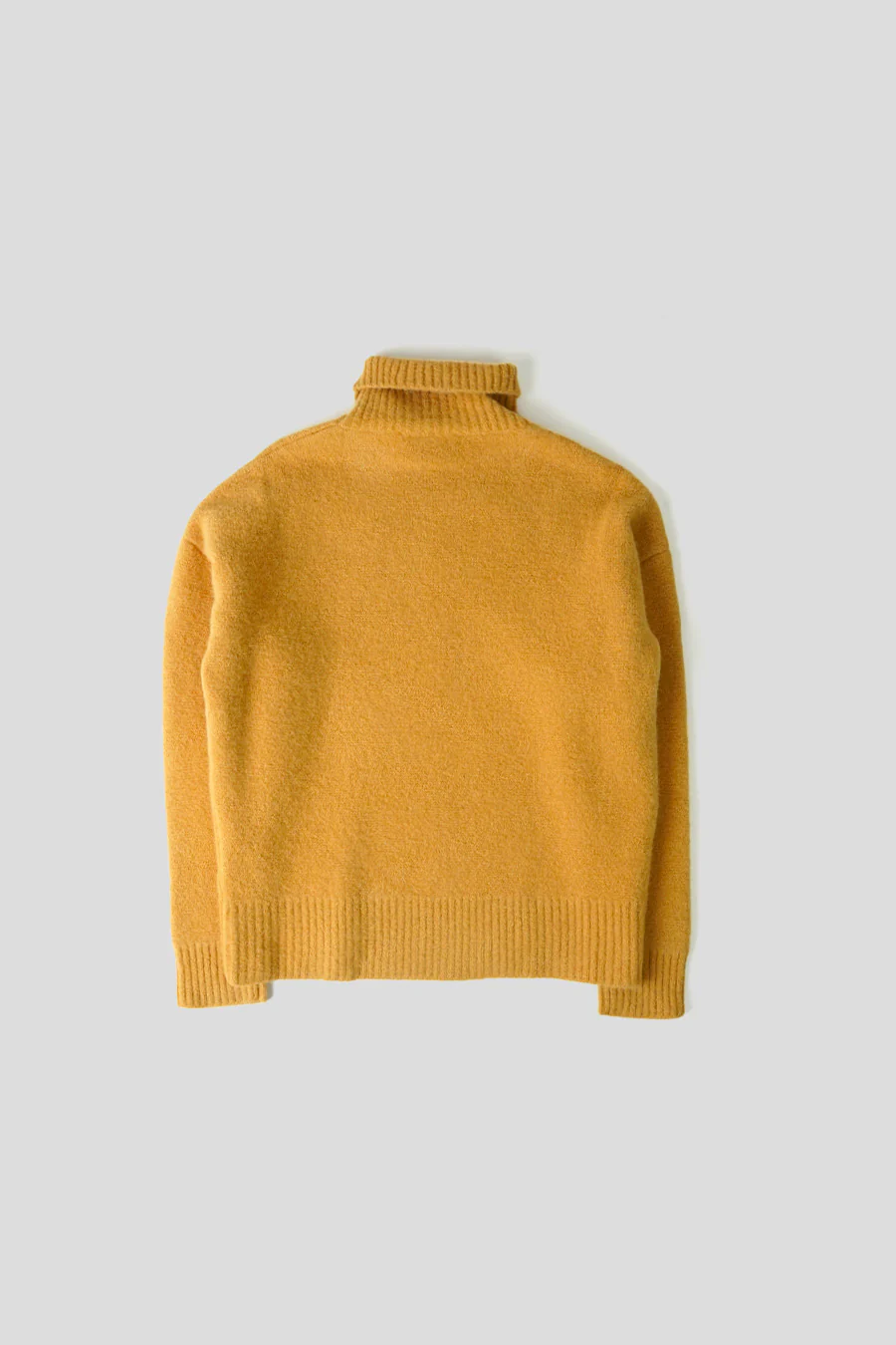 PULL COL HAUT AMI DE COEUR MOUTARDE - Image 4
