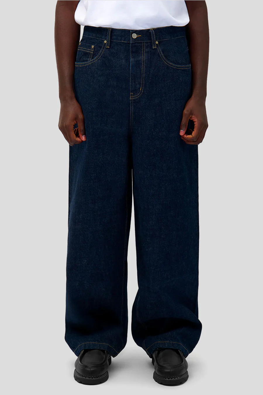 PANTALON EN DENIM BLEU FONCÉ - Image 3