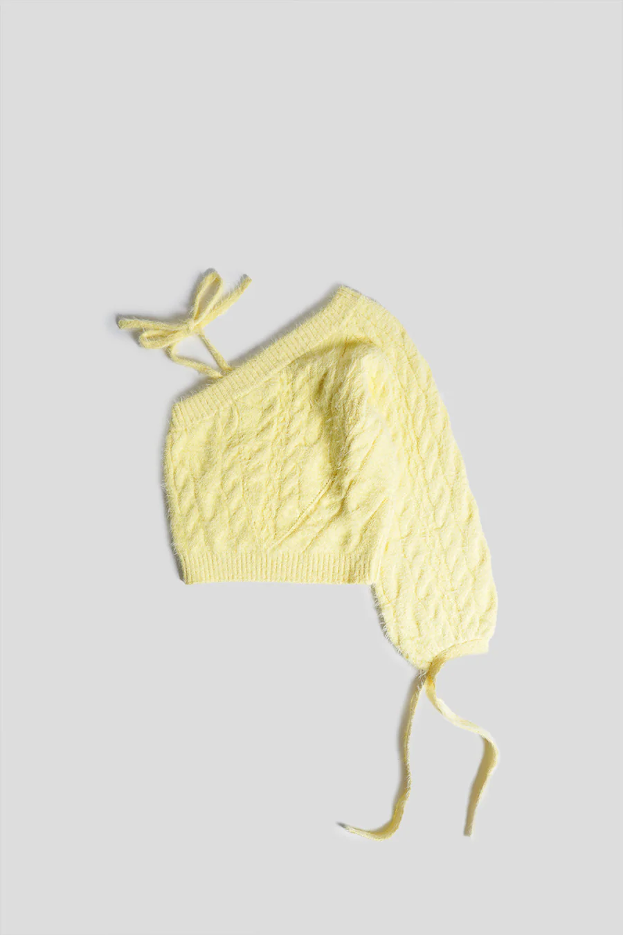 PULL EN TRICOT ASYMÉTRIQUE JAUNE
