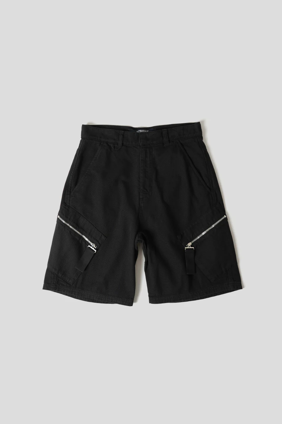 LE SHORT MARRONE NOIR