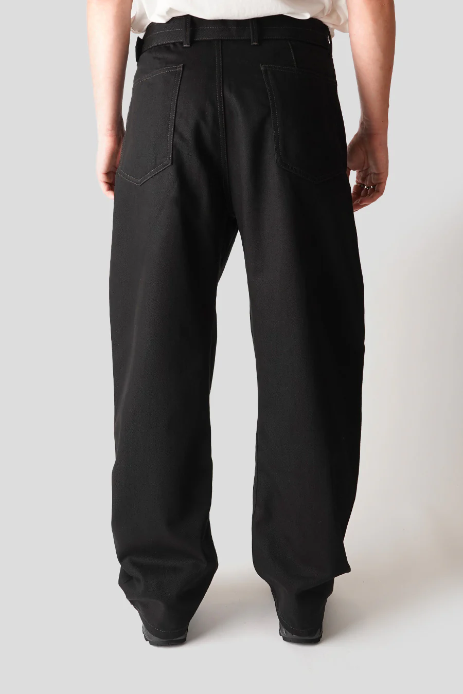 PANTALON TWISTED CEINTURÉ NOIR - Image 5