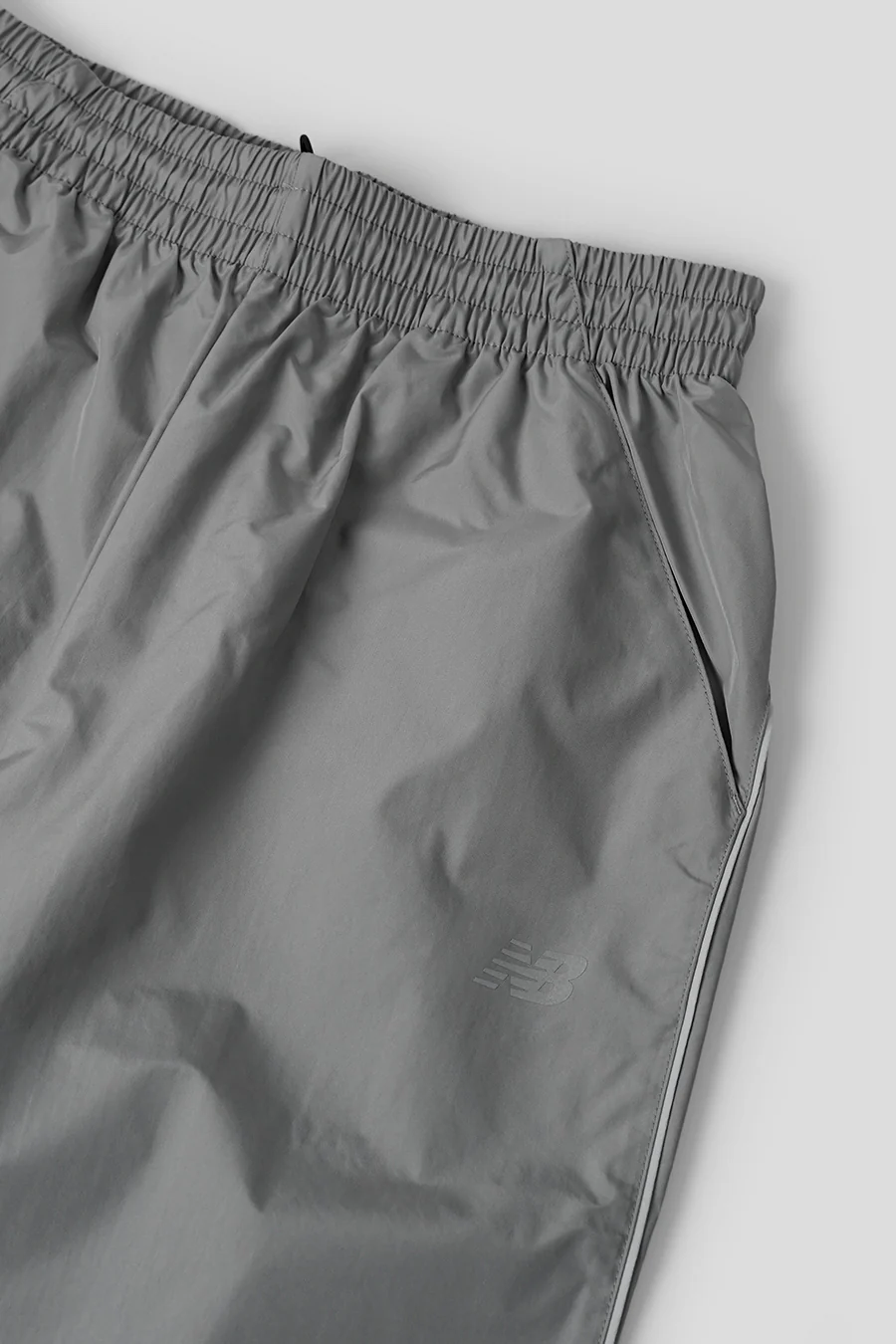 PANTALON DE SURVÊTEMENT ELUSIVE SHELL GRIS - Image 2