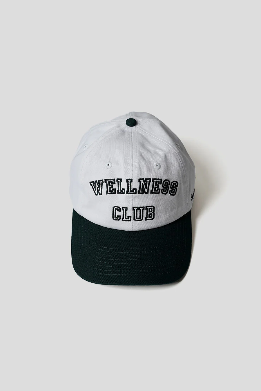 CASQUETTE WELLNESS CLUB BLANCHE ET VERT FORÊT